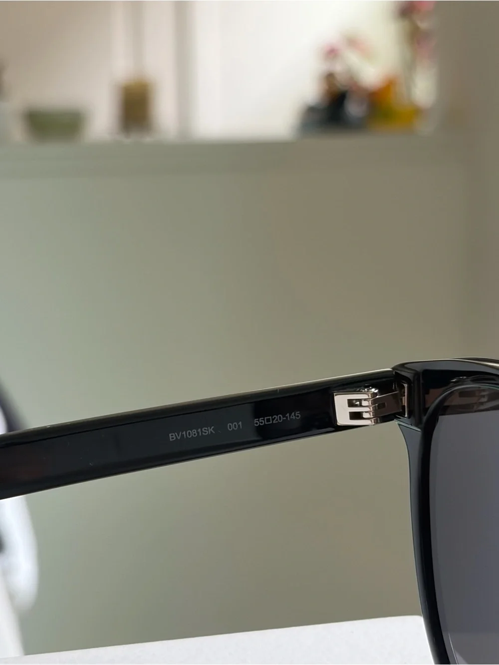 Bottega Veneta Black Round-Edge Sunglasses